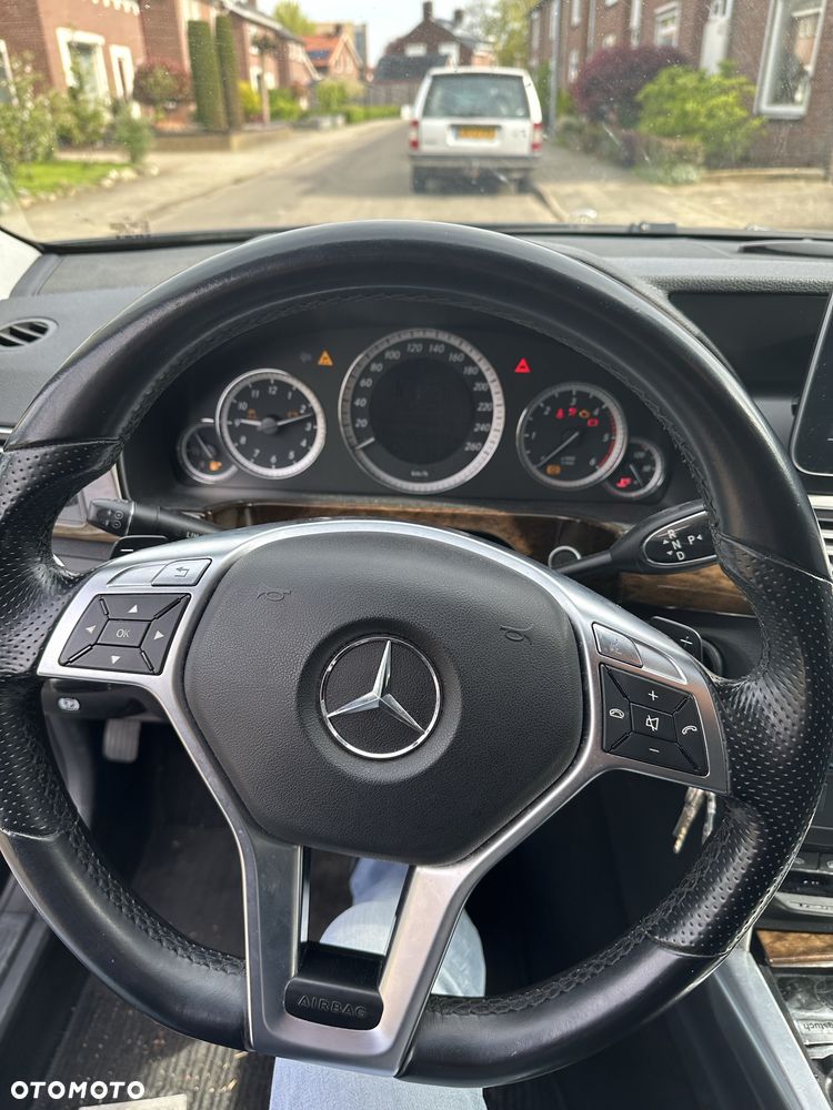 Mercedes-Benz Klasa E - 3