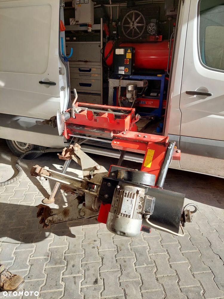 Mercedes-Benz SPRINTER - 13