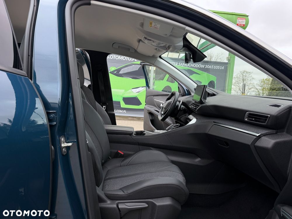 Peugeot 3008 1.6 PureTech HYbrid Allure S&S EAT8 - 29