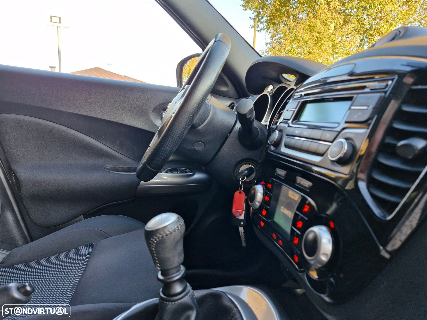 Nissan Juke 1.2 DIG-T N-Connecta - 24