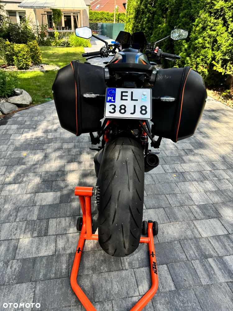 KTM Super Duke - 12