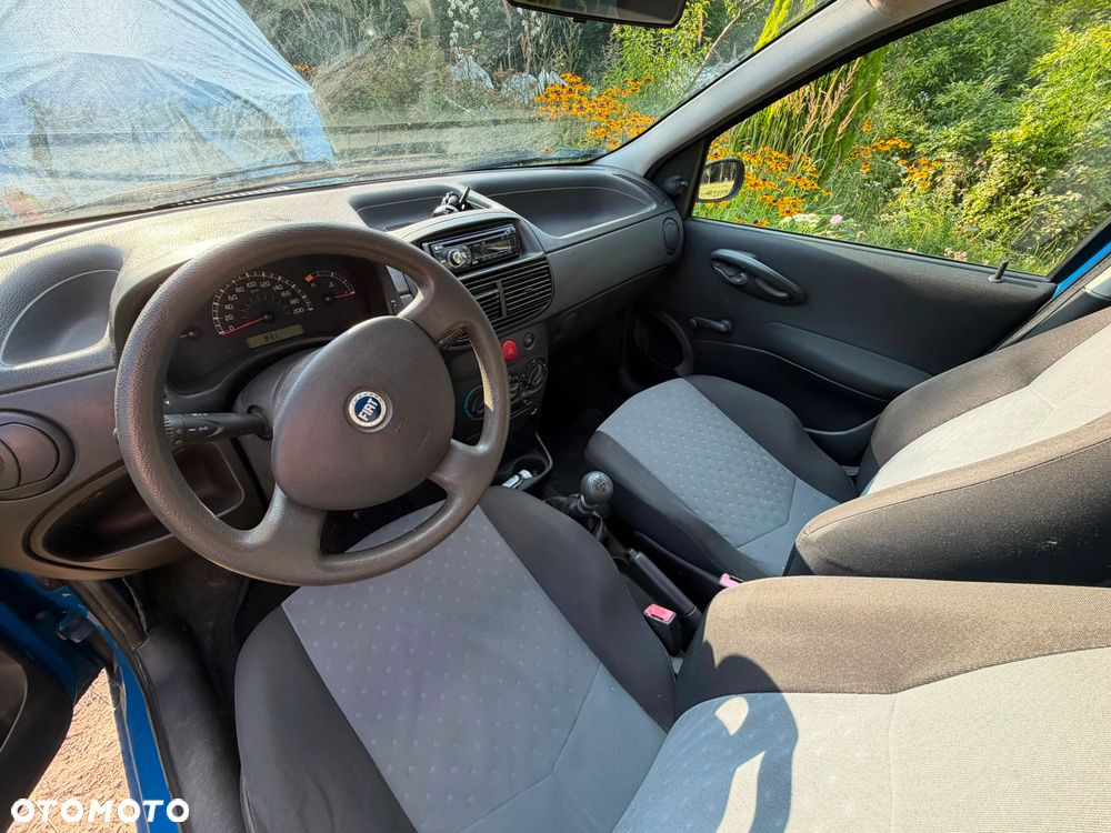 Fiat Punto 1.2 8V Active - 5
