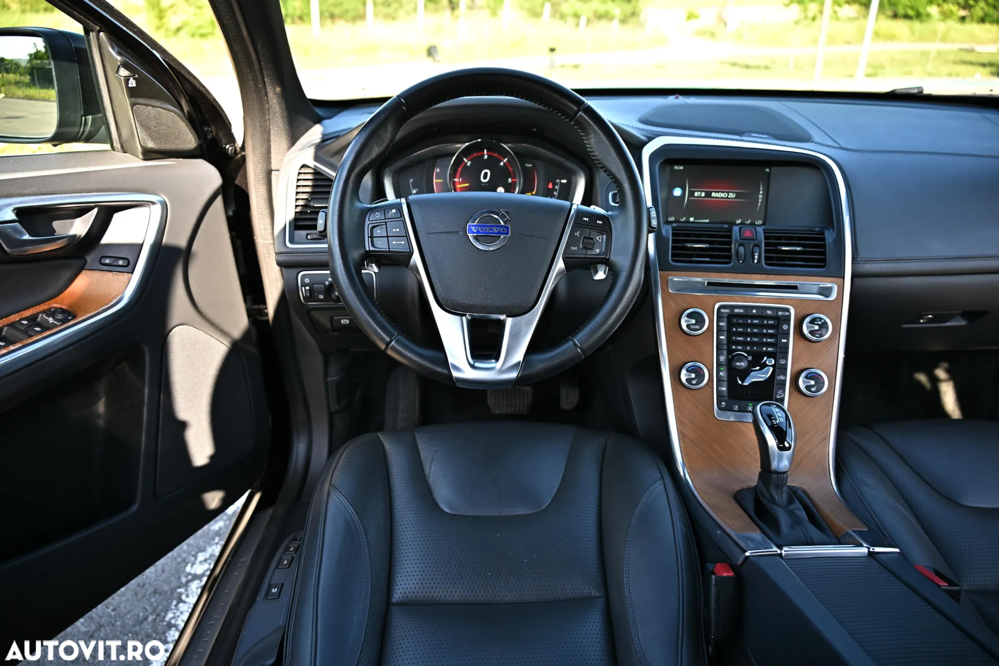 Volvo XC 60 D4 AWD Geartronic Linje Inscription - 25