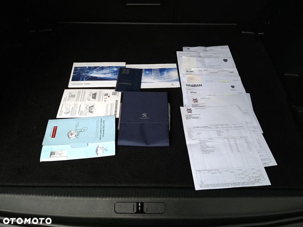 Peugeot 3008 BlueHDi 130 Stop & Start EAT8 Allure - 17