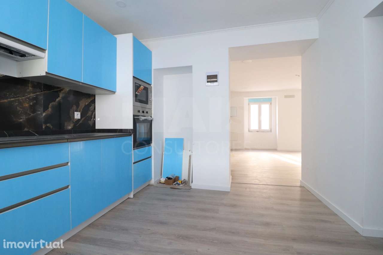 Moradia T3 Totalmente Remodelada, espaço exterior privado, em Salva... - Grande imagem: 3/26