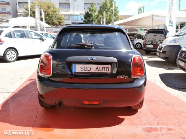 MINI 5 Portas One D - 8
