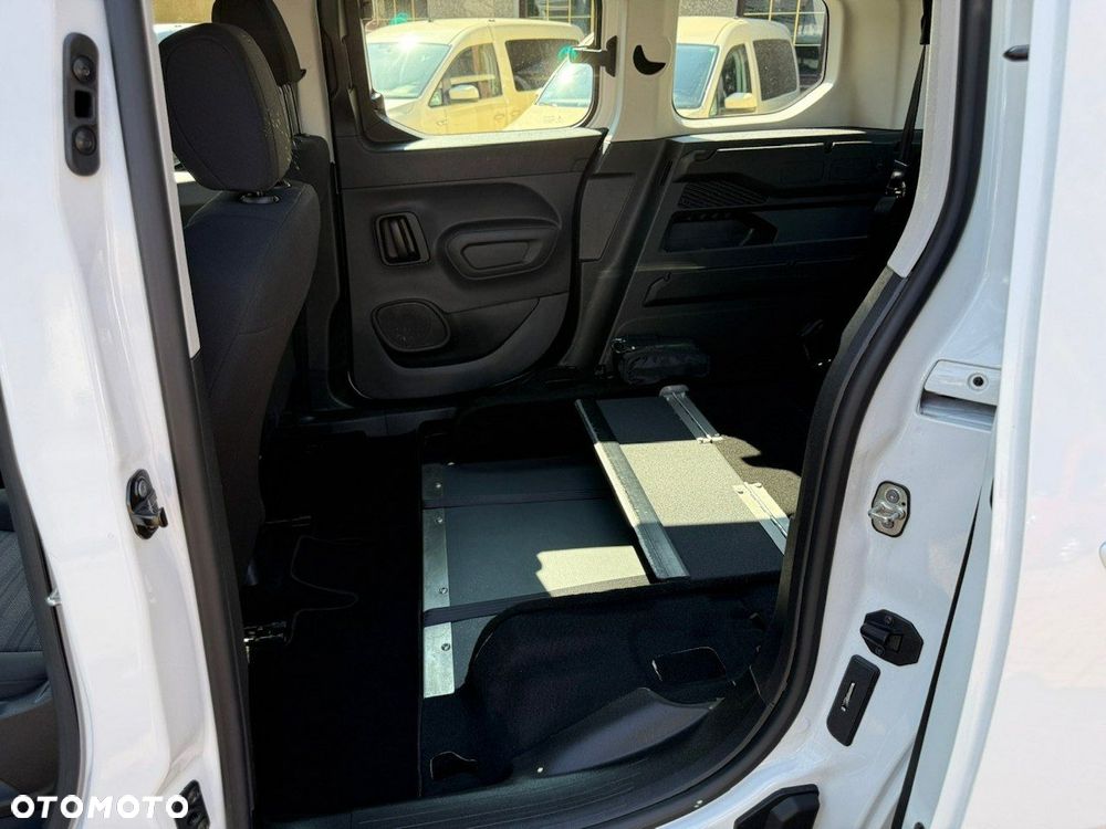 Opel Combo - 16