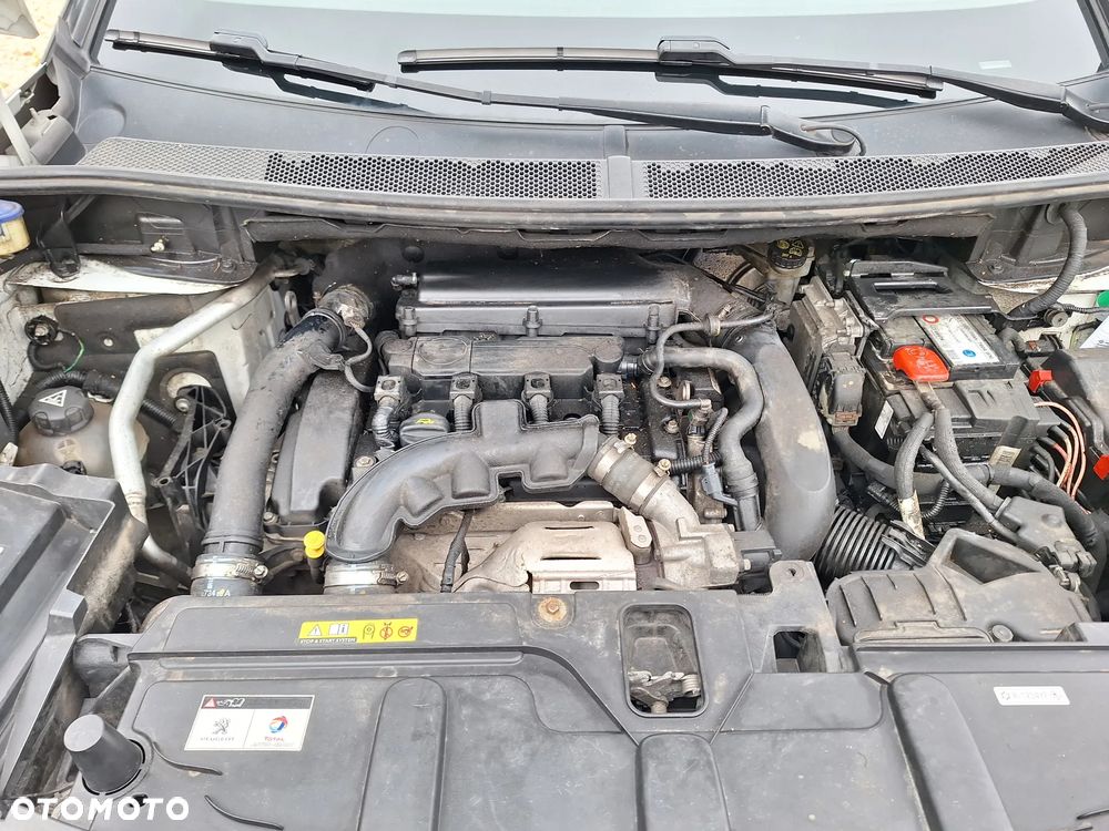 Peugeot 3008 1.6 THP Allure S&S EAT6 - 38