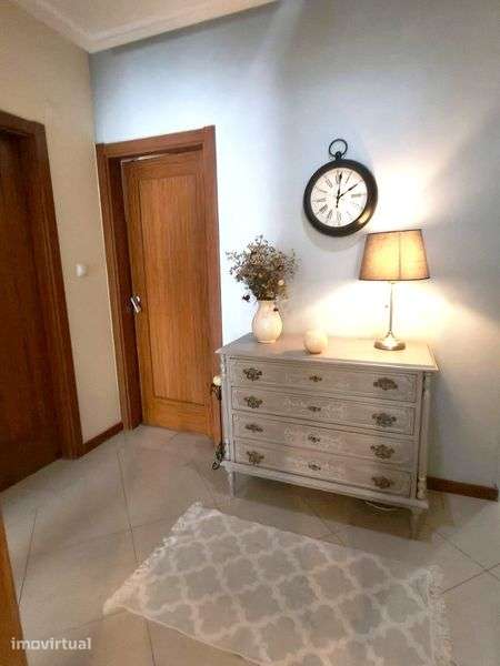 Excelente apartamento T3 - Grande imagem: 2/12