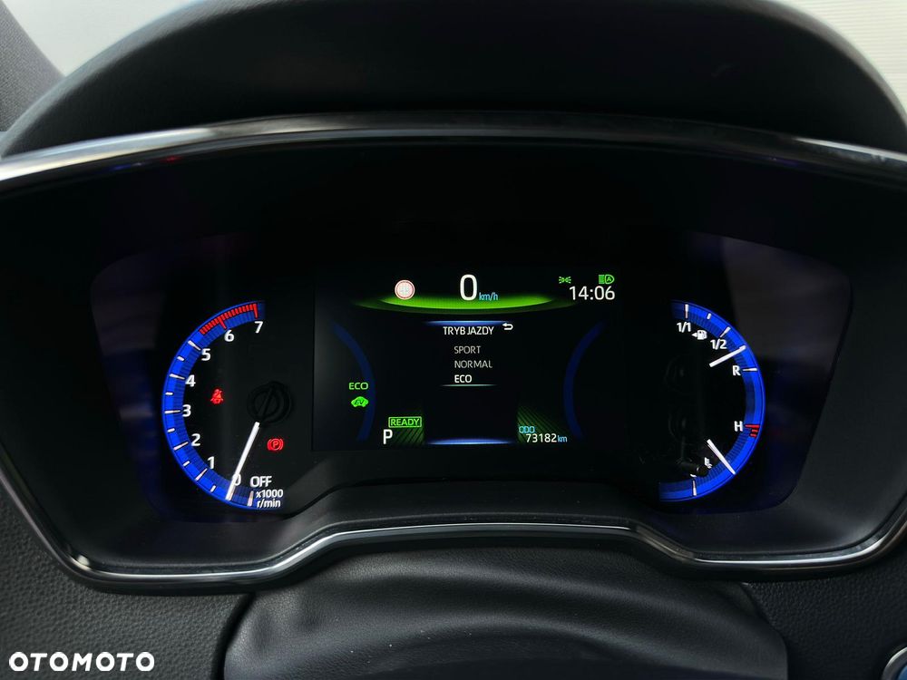 Suzuki Swace 1.8 Hybrid Premium Plus CVT - 26