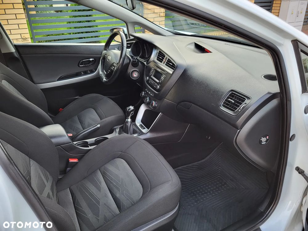 Kia Ceed - 19