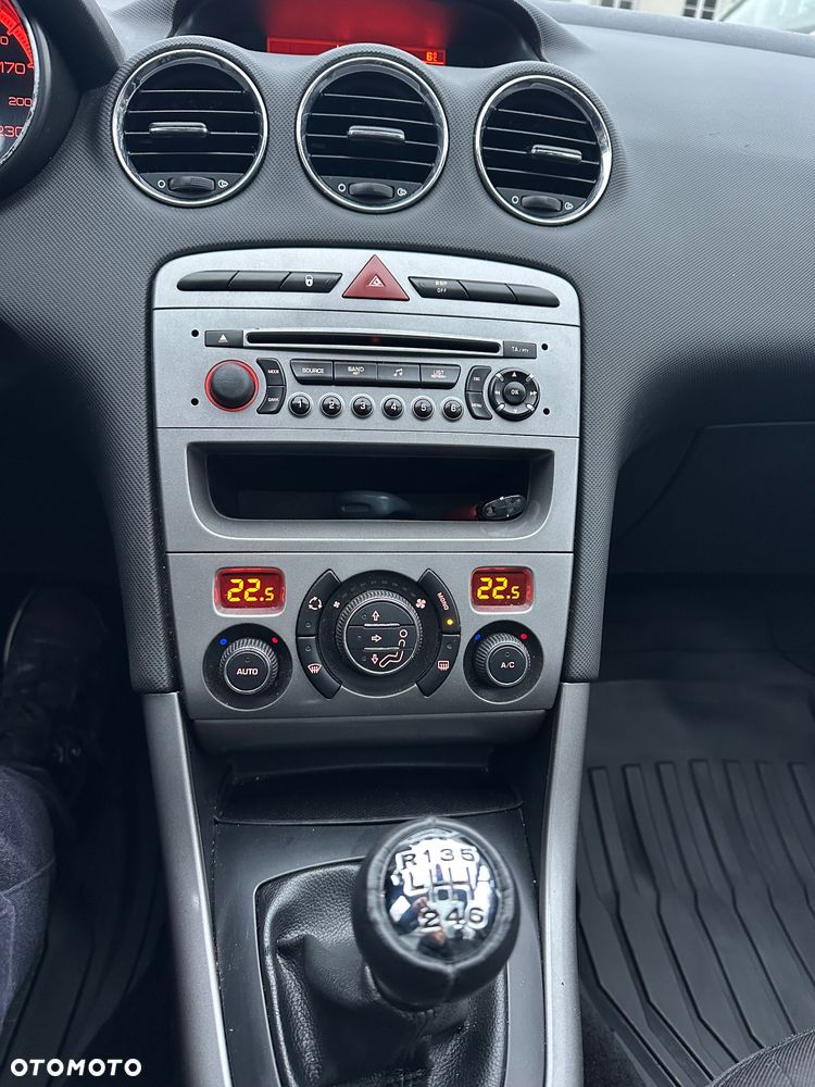 Peugeot 308 HDi FAP 110 Family - 13