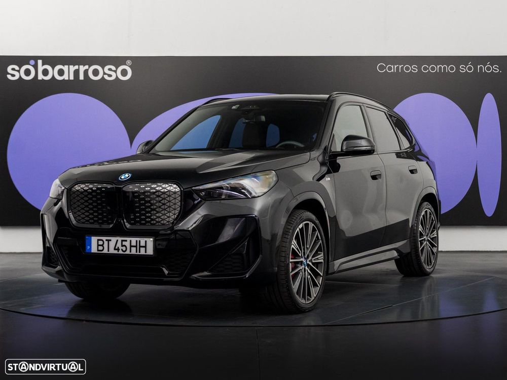 BMW iX1 xDrive30 Pack Desportivo M Pro