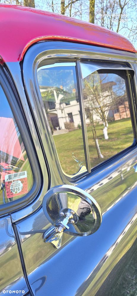 Chevrolet Apache - 18