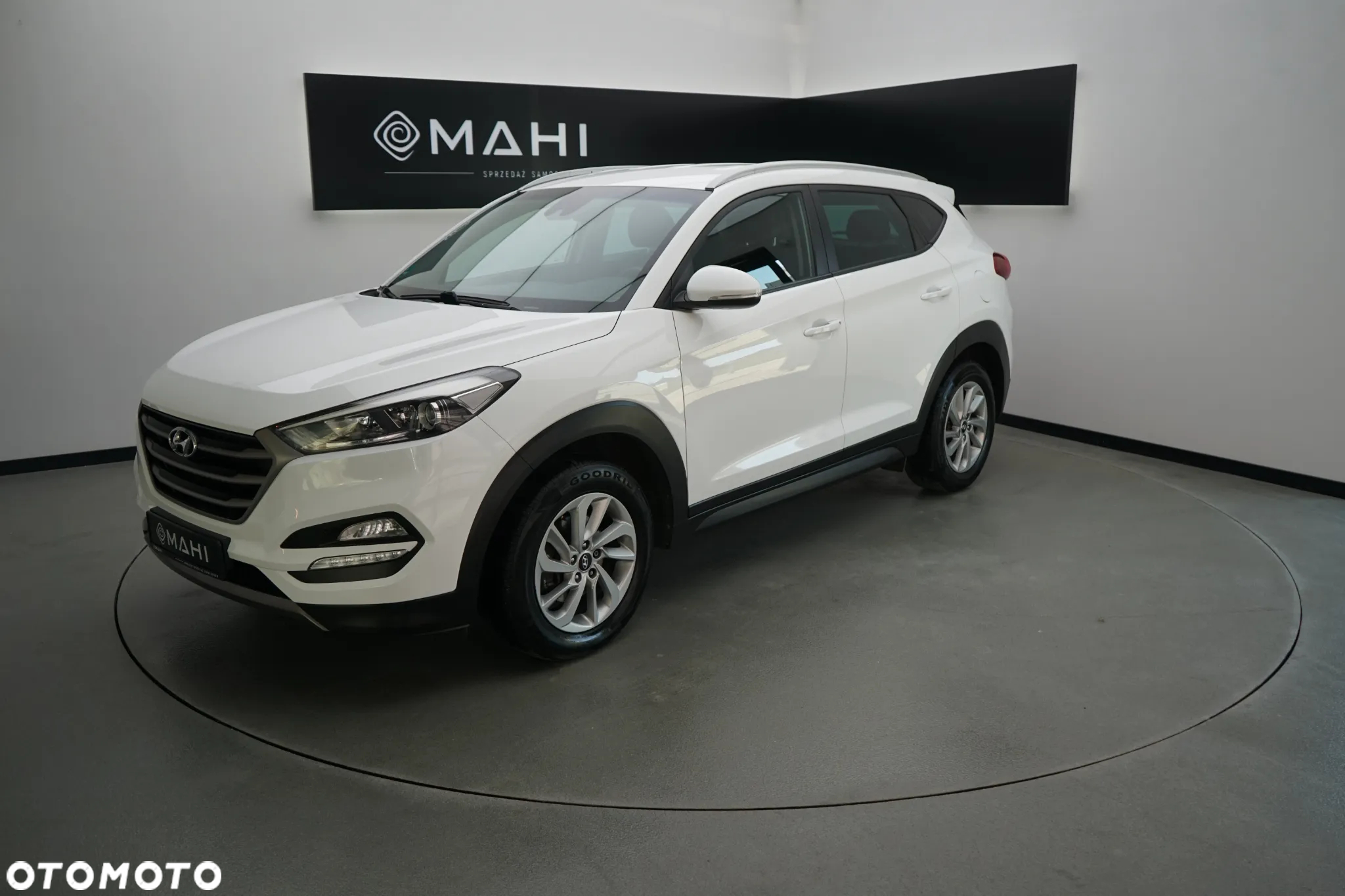 Hyundai Tucson blue 1.7 CRDi 2WD Intro Edition - 5