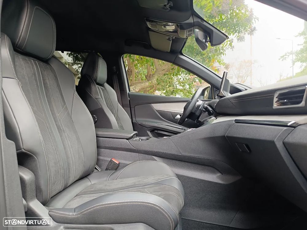 Peugeot 5008 PureTech 130 EAT8 Stop & Start GT - 22