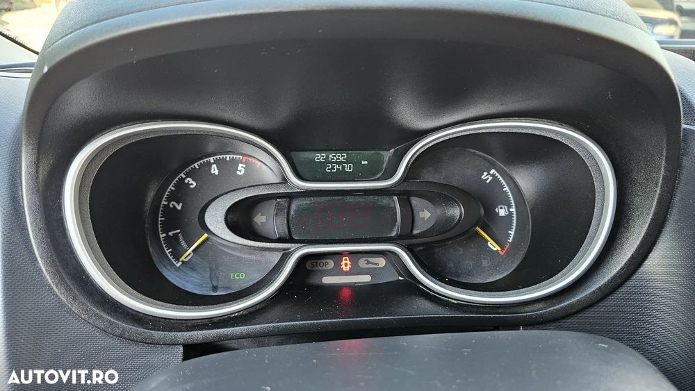 Opel Vivaro - 12
