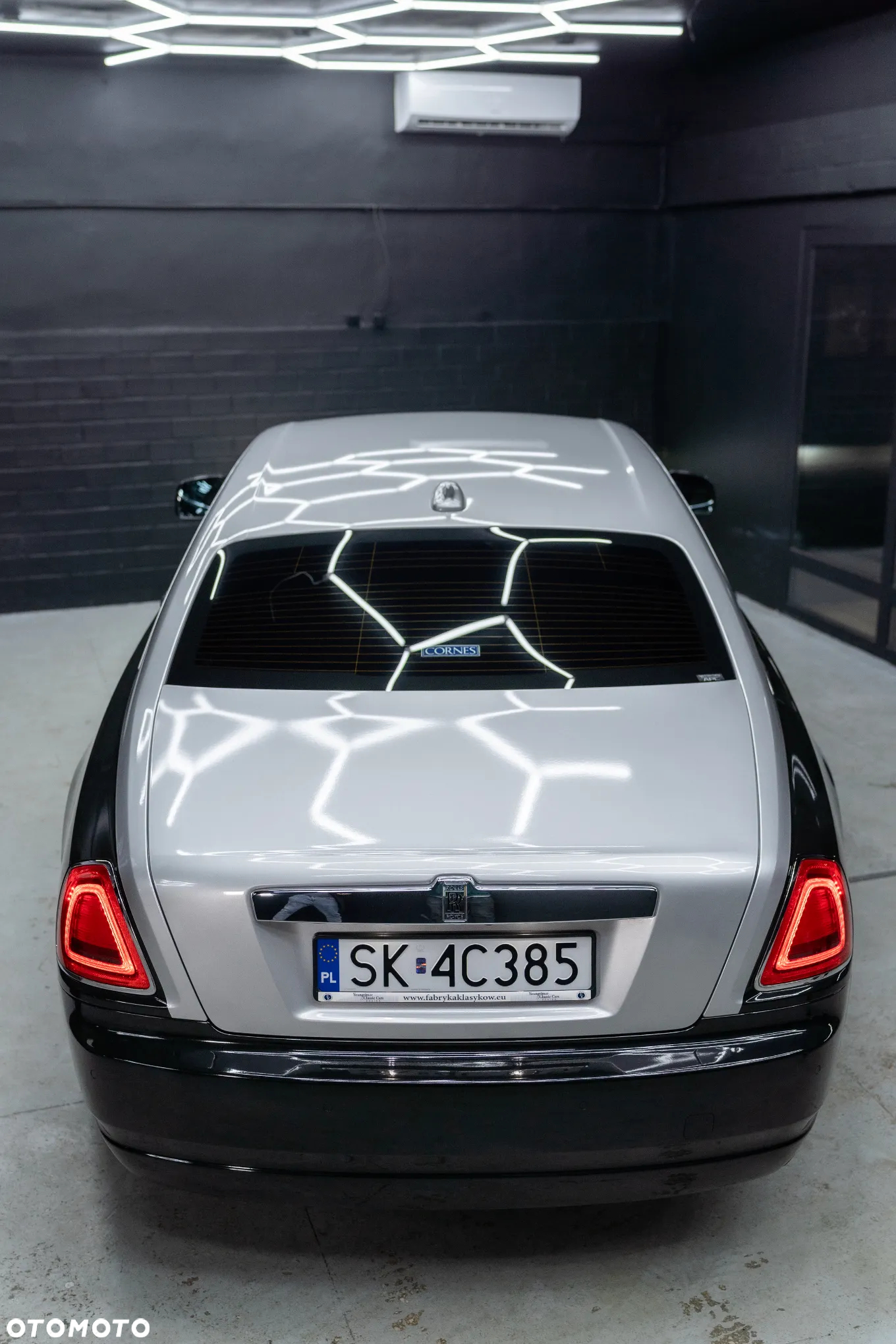 Rolls-Royce Ghost Standard - 12