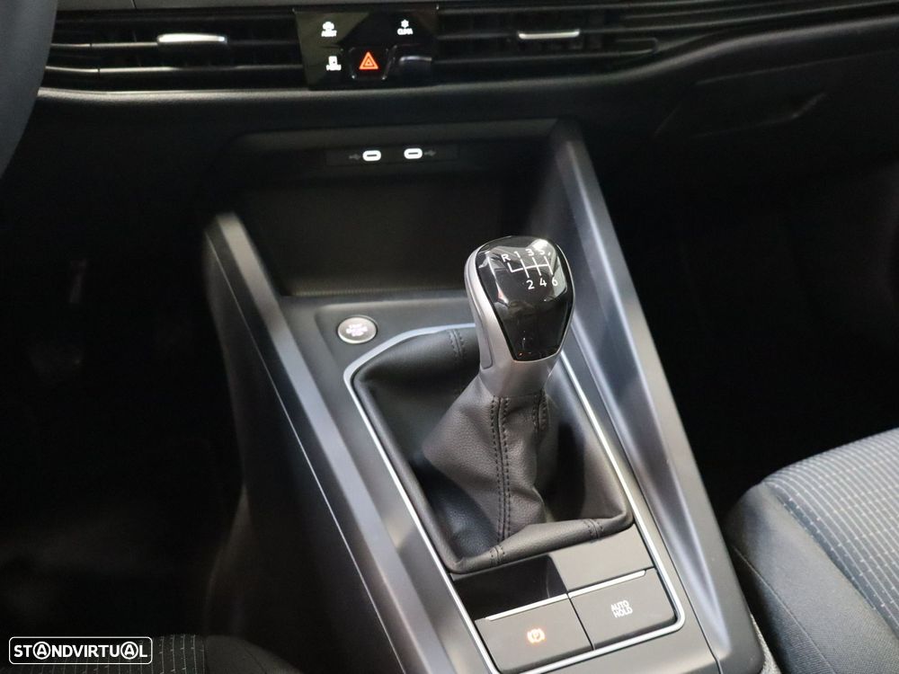 VW Golf 1.5 TSI Urban - 20