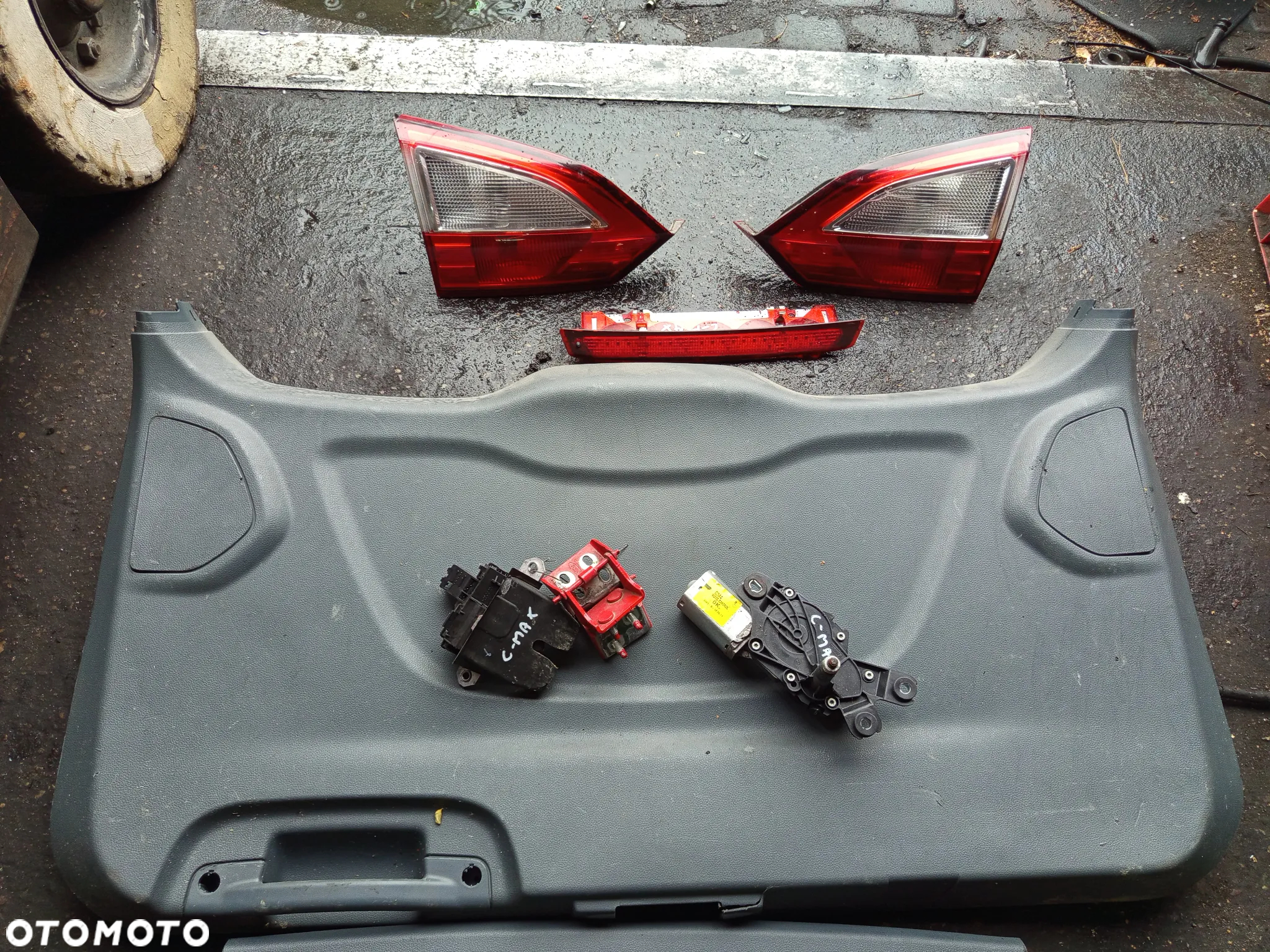 OSPRZĘT KLAPY FORD C-MAX GRAND 10-15 SILNICZEK KLAPY TAPICERKA ZAMEK ŚWIATŁO STOP ŁAPA LEWA LUB PRAWA - 3