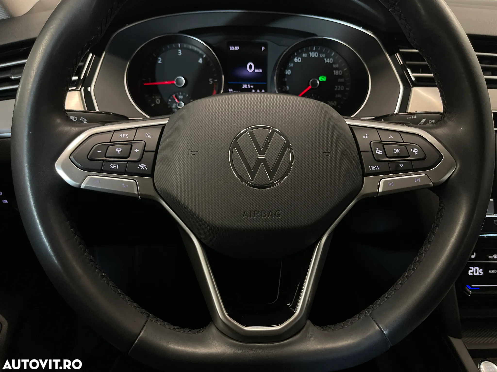 Volkswagen Passat 2.0 TDI DSG Highline - 22