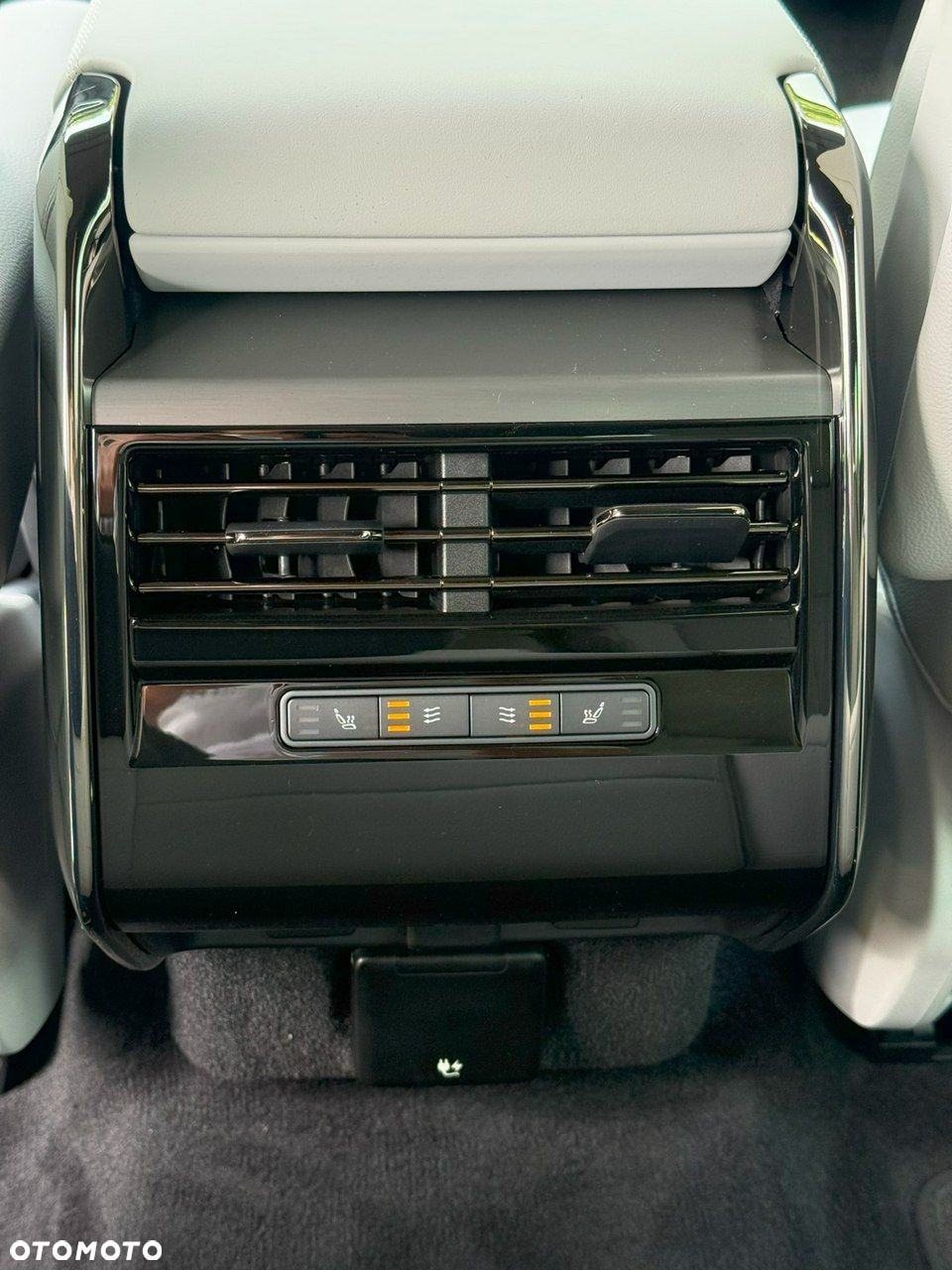 Land Rover Range Rover Sport - 18