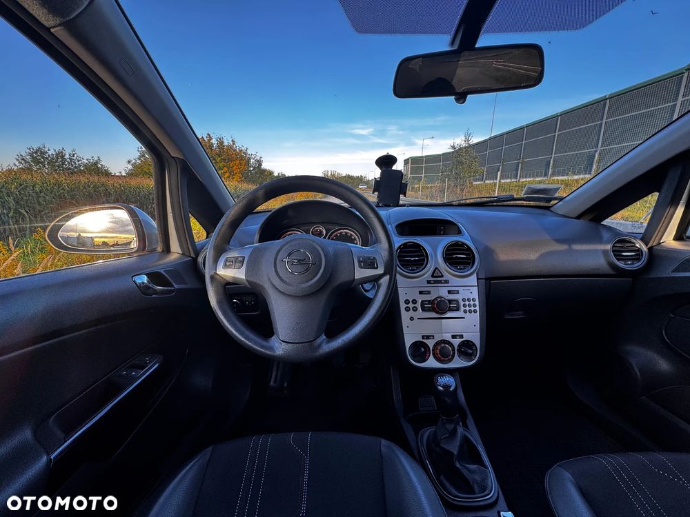 Opel Corsa - 10