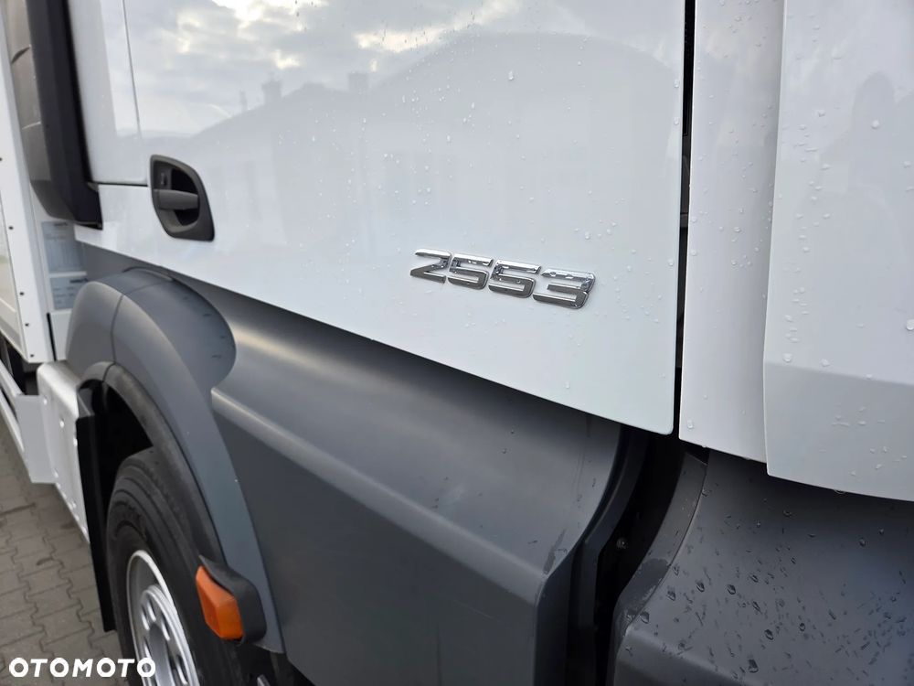 Mercedes-Benz Actros 2553 - 3