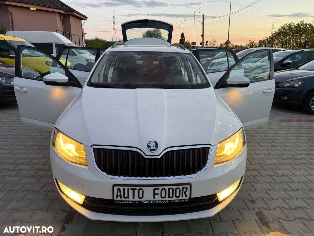 Skoda Octavia 1.6 TDI Green tec 4x4 Elegance - 35