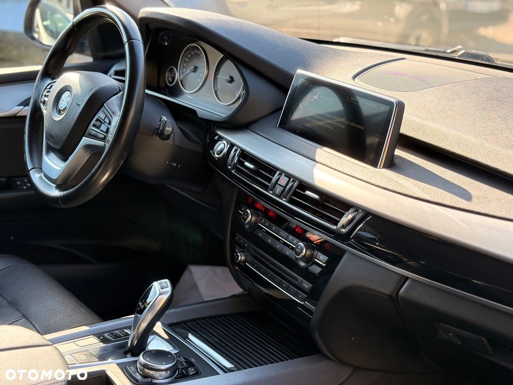 BMW X5 sDrive25d - 26