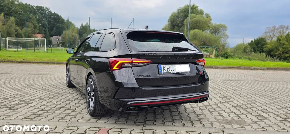 Skoda Octavia 2.0 TDI DSG 4x4 RS - 31