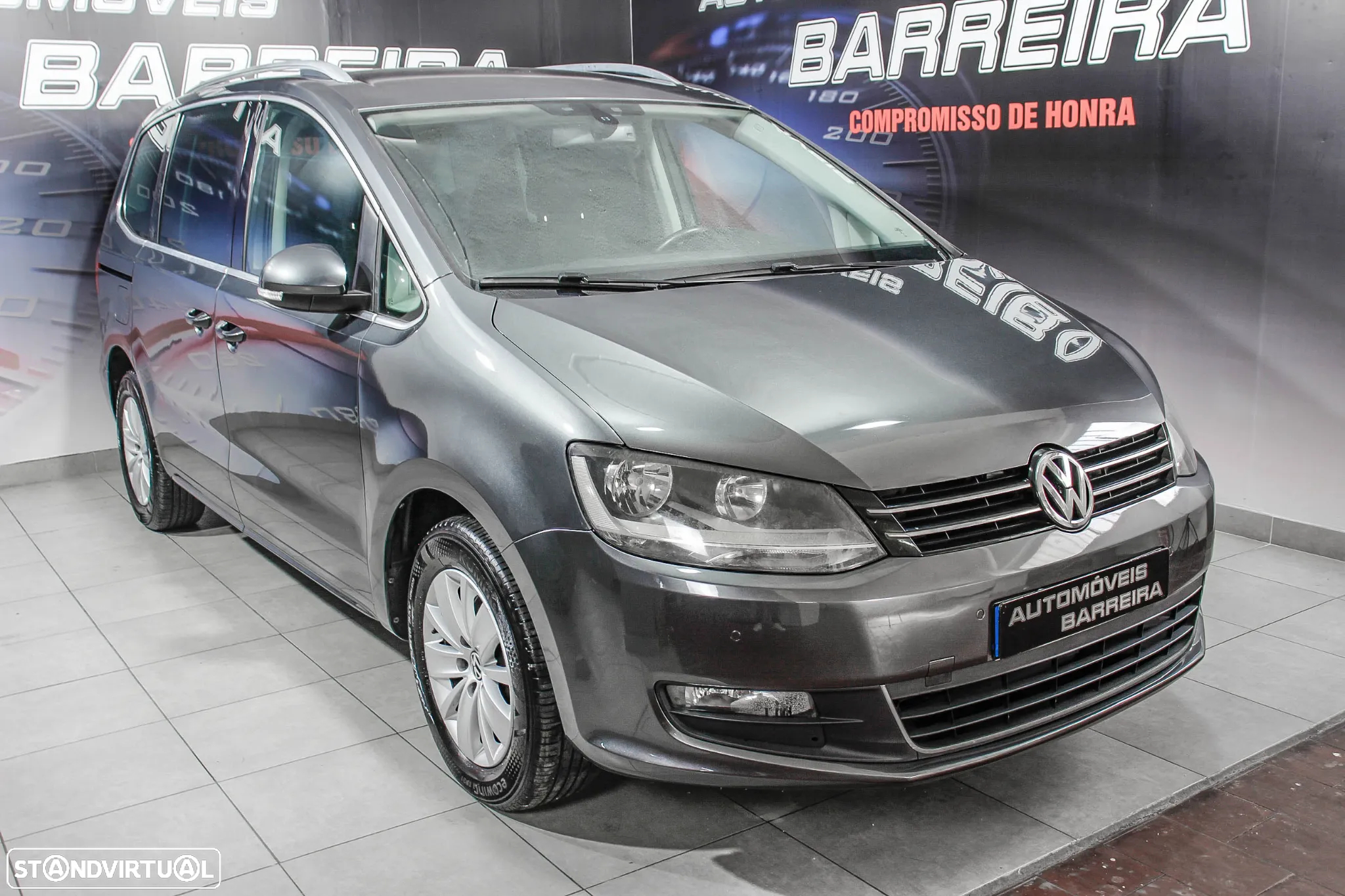 VW Sharan 2.0 TDI Confortline - 26