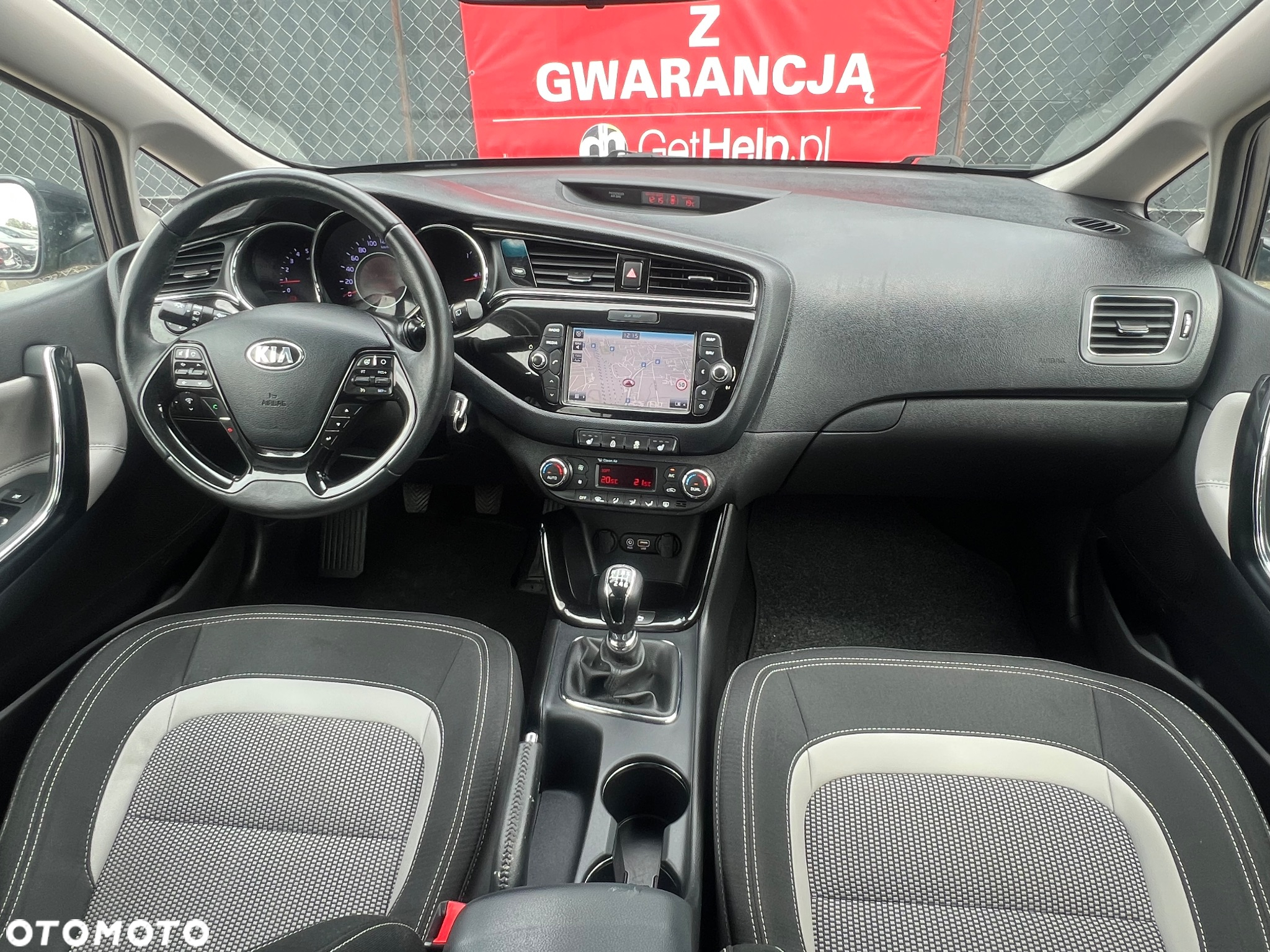 Kia Ceed - 8