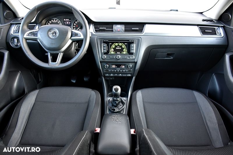 Skoda RAPID 1.6 TDI Active Green tec - 5
