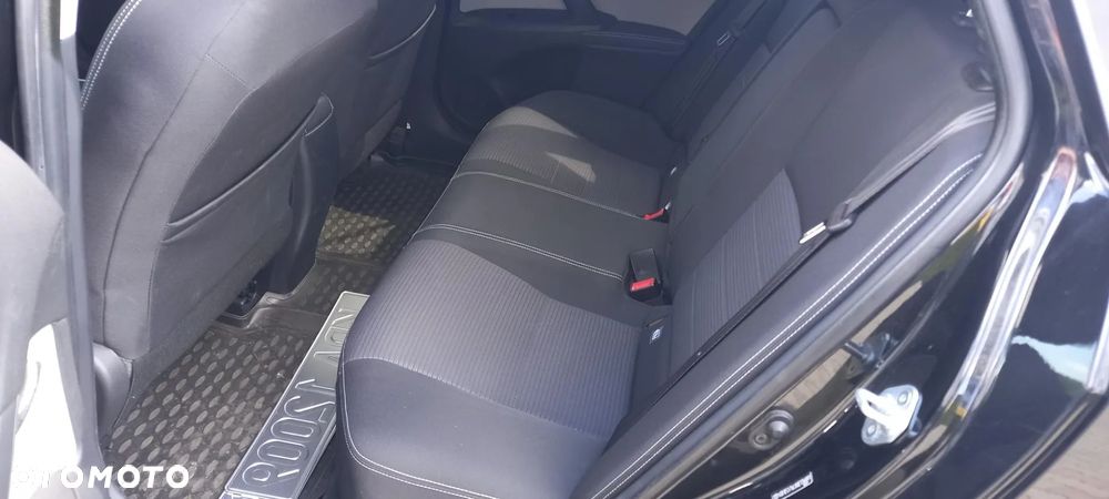 Toyota Avensis Touring Sports 1.8 Executive - 10