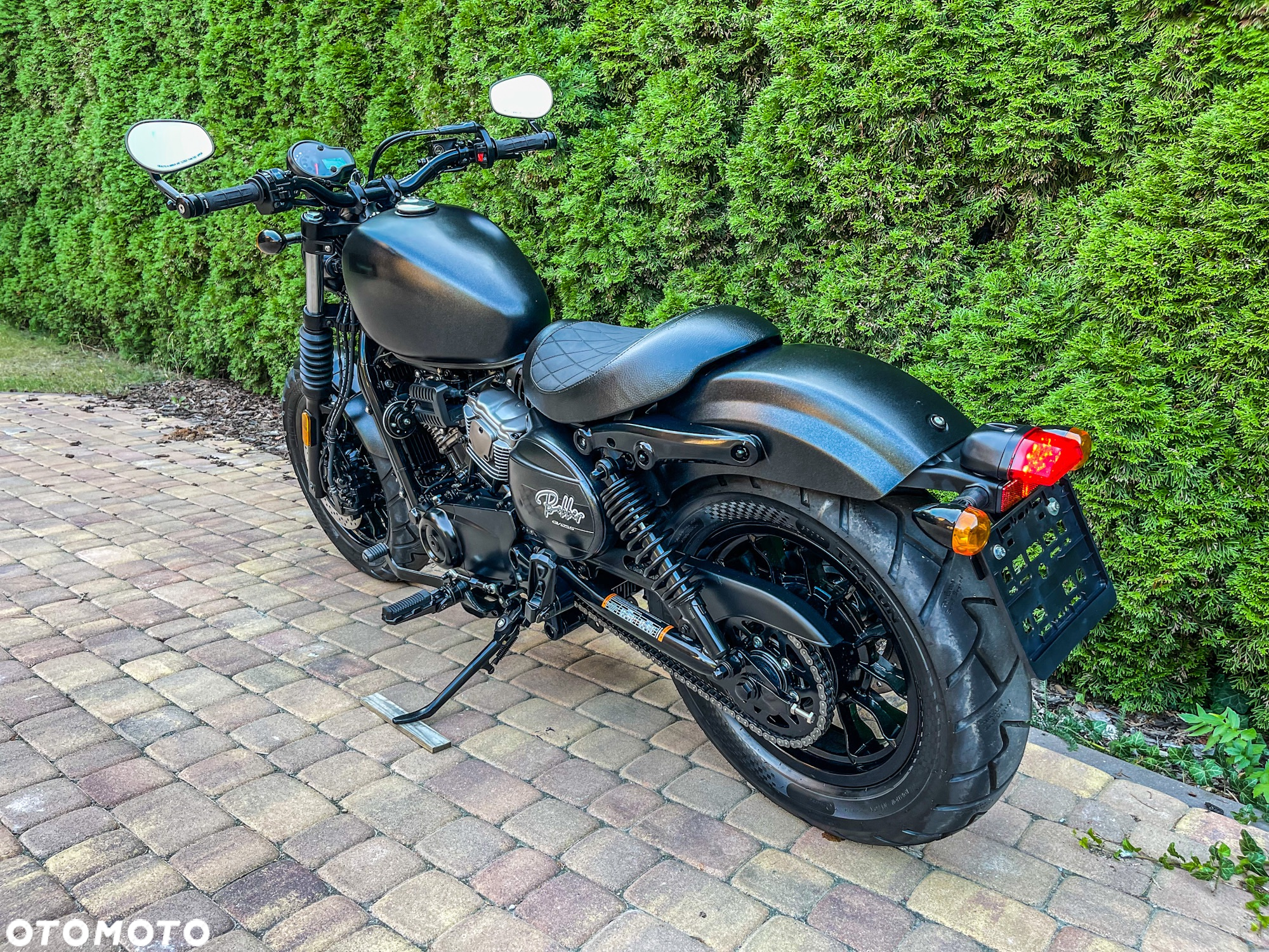 Hyosung GV - 7