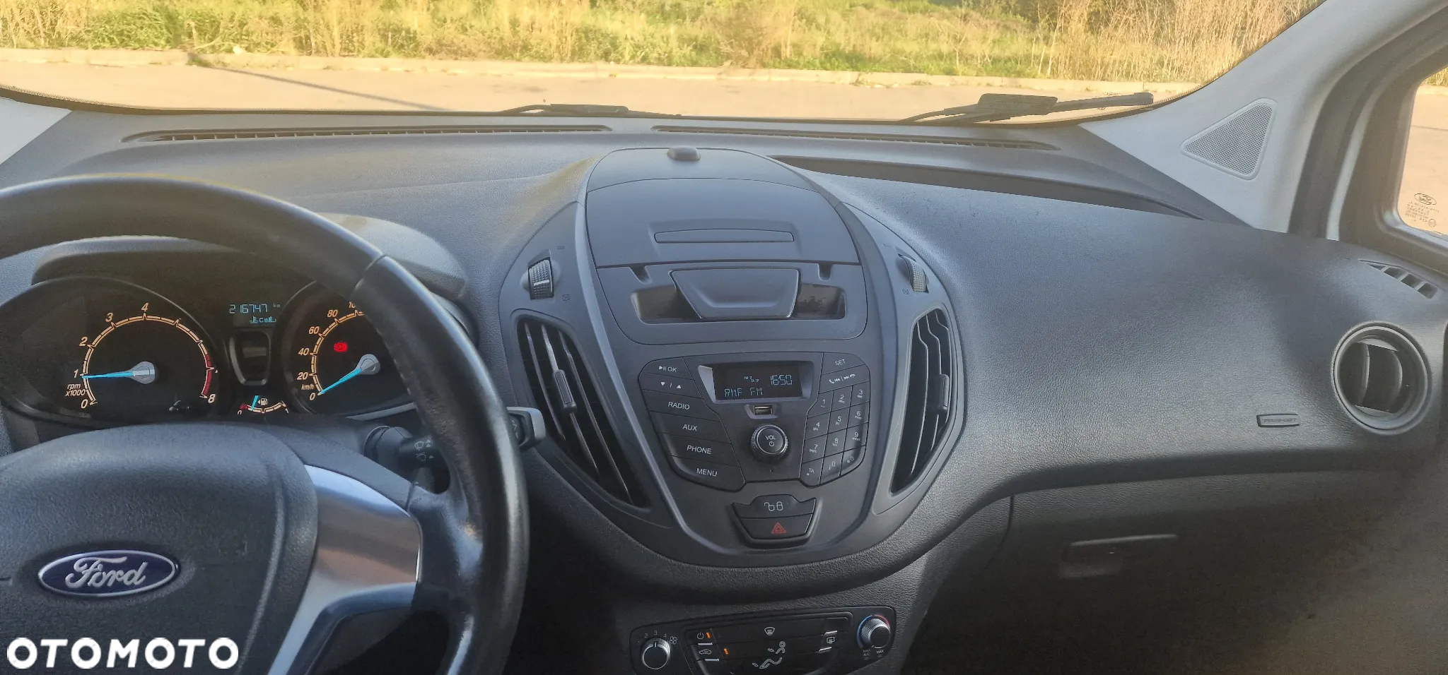 Ford Transit Courier 1.0 EcoBoost Trend - 10