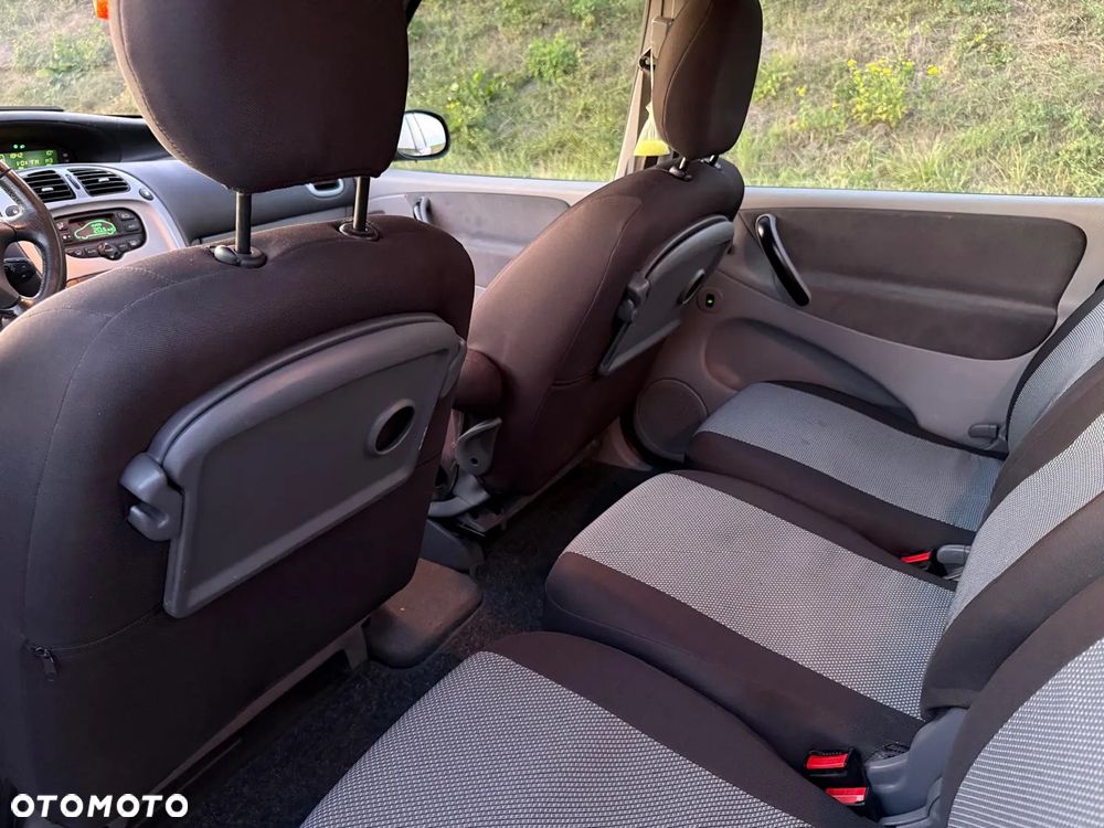 Citroën Xsara Picasso 1.6 Exclusive - 7