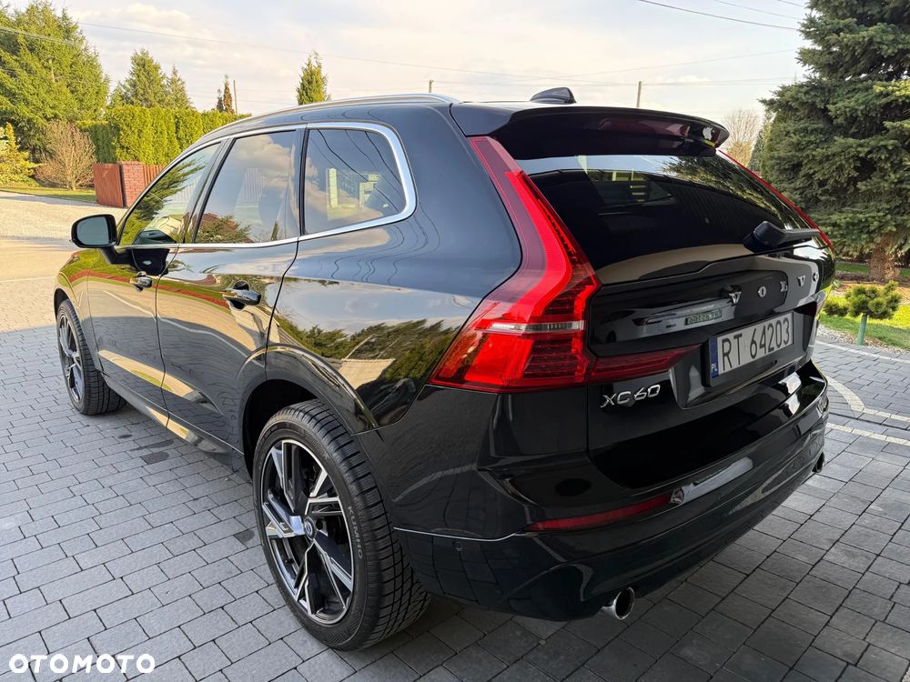 Volvo XC 60 T6 AWD Geartronic Momentum - 3