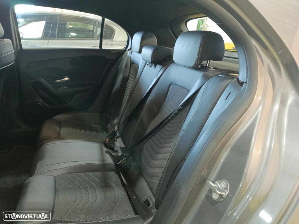 Mercedes-Benz A 250 e Style Plus - 9