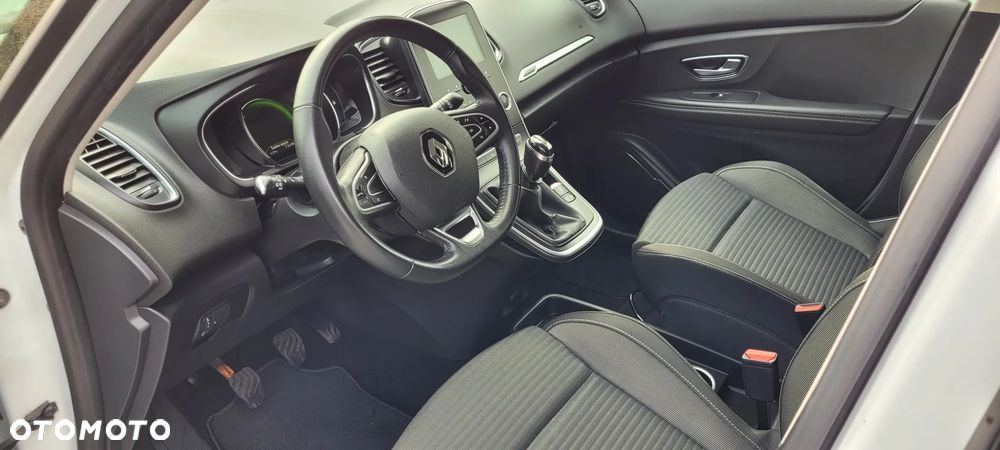 Renault Scenic ENERGY TCe 115 LIFE - 12