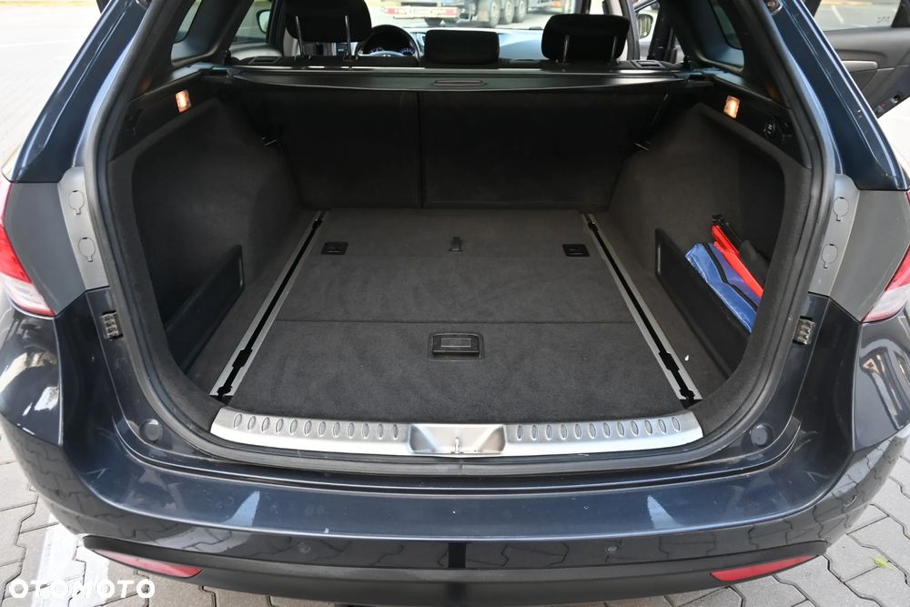 Hyundai i40 1.7 CRDi Automatik Premium - 39
