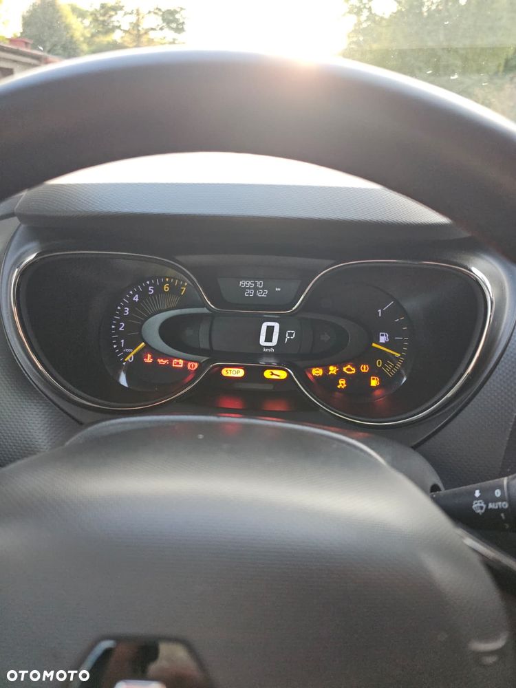 Renault Captur 1.2 TCe Zen EDC - 12
