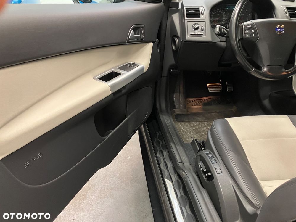 Volvo C30 - 25