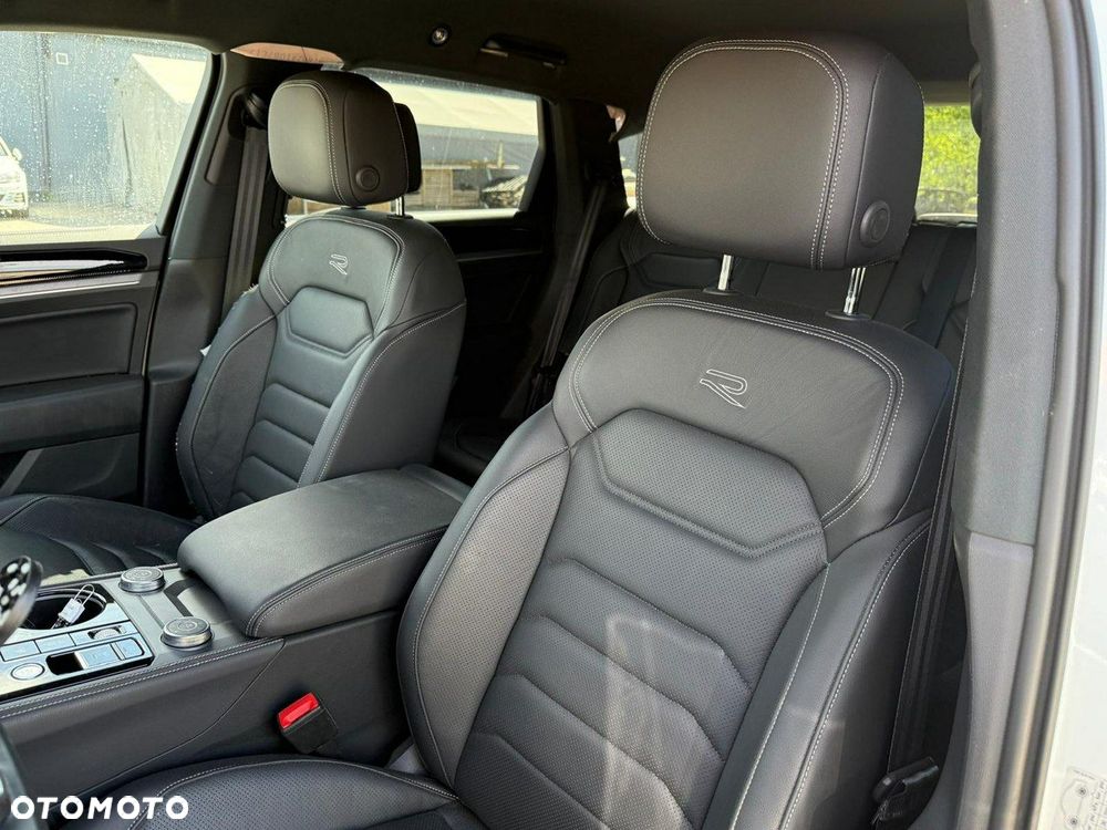 Volkswagen Touareg 3.0 V6 TDI SCR 4Motion Automatik R-Line - 19