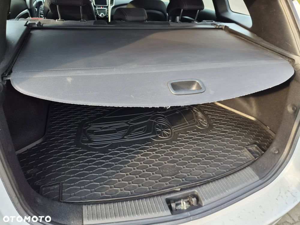 Hyundai i30 1.6 CRDI Intro Edition - 29