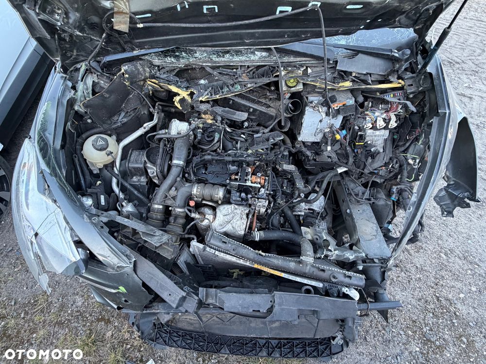 Citroën DS5 e-HDi 115 EGS6 SoChic - 12