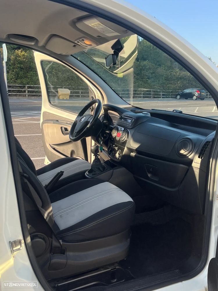 Fiat Qubo 1.4 8V Lounge - 26