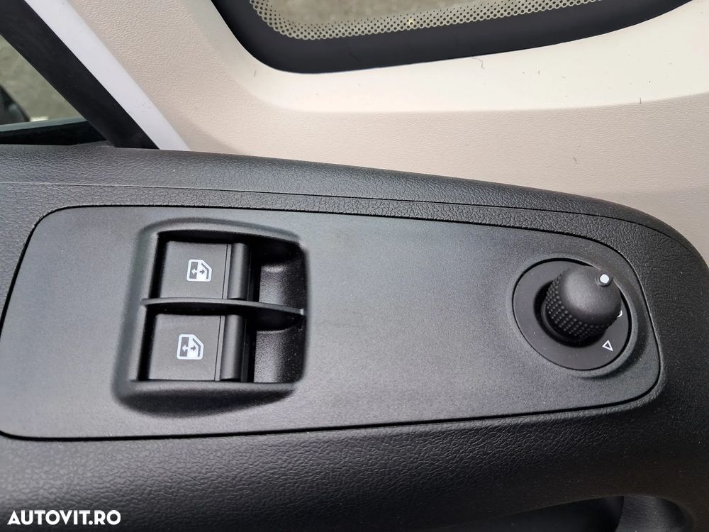 Peugeot BOXER PLATOU CABINA DUBLA L4 - 12