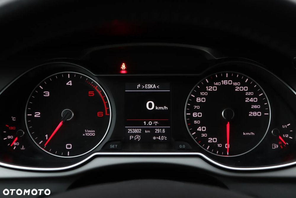 Audi A4 Avant 2.0 TDI S tronic quattro - 16